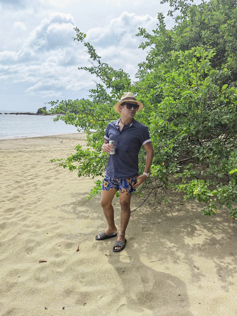 Braulio16686's tweet photo. Fin de semana Pedaseando: Isla Iguana, Hotel Punta Franca y Playa Puerto Escondido #unecanto #pedayes #lavidaenelmar #sabrosura https://t.co/G9oPFX5DcB