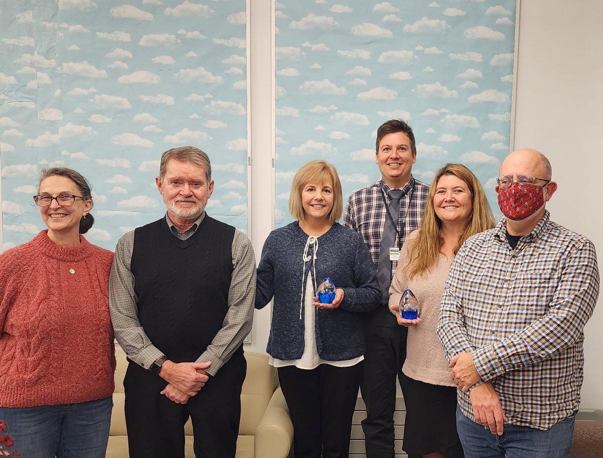 rhmalay's tweet photo. Our SAU Board took a brief moment to recognize members of our staff that made our Innovation Institute a success in November. This is an internal staff-led conference on sharing best practices and what's working across our schools! https://t.co/M0LoJHv7sT