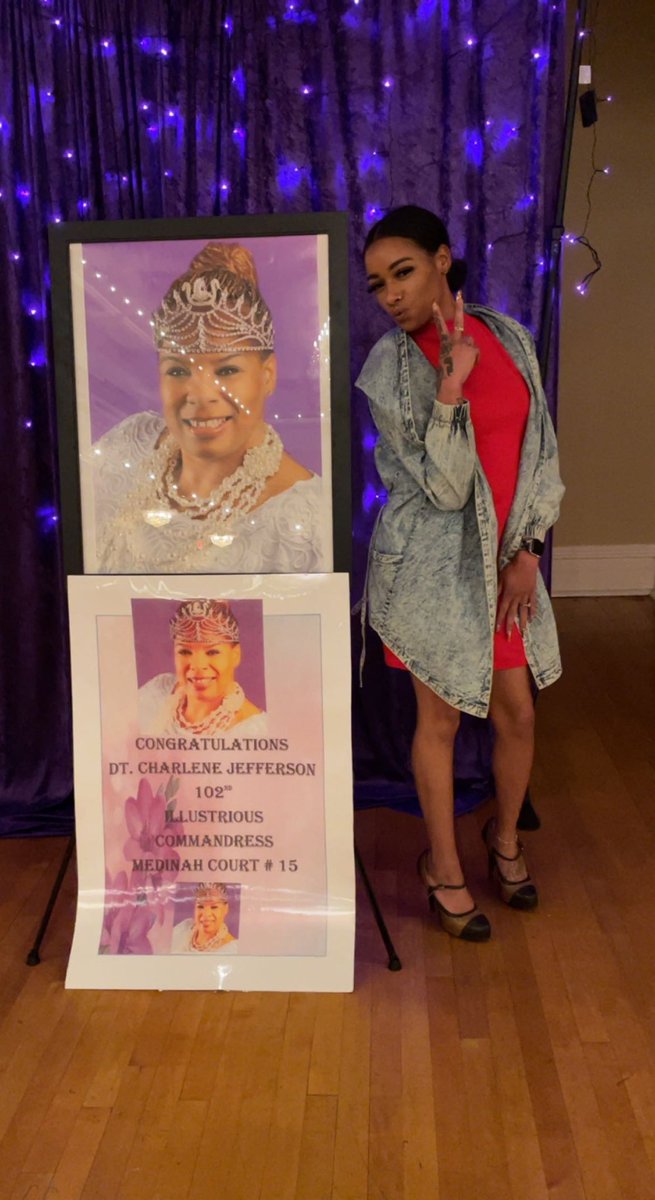 MamaDei92's tweet photo. She was crowned 💙😍 #EasternStar #medinaCourt #OES #daughtersofIsis go Mama✅ #illustriouscommandress https://t.co/z2YIj4uhqM