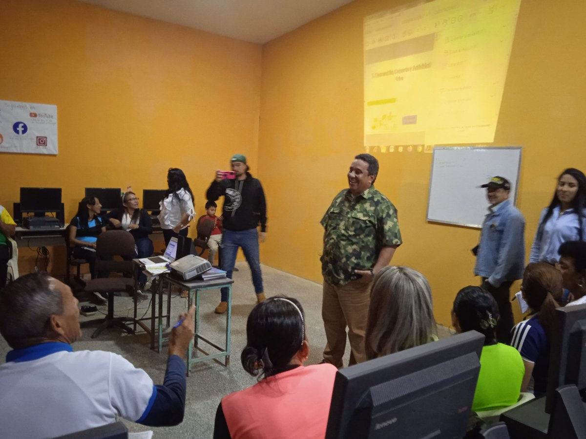 Grata sorpresa, visita del gobernador Gerardo Márquez al <a href="/cbitcoronel_anb/">CBIT Coronel ANB</a> y Escuela Julio Sánchez Vivas