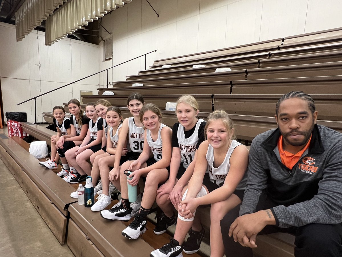 Dr. Courtney Knapp tweet media