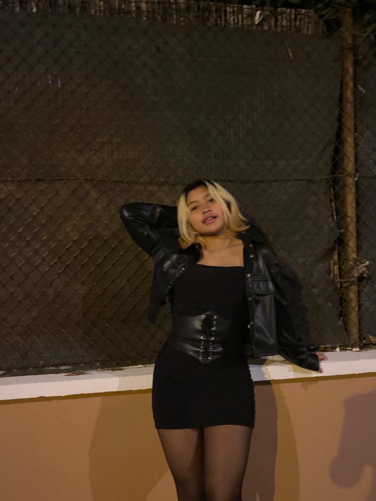 Estrellus_'s tweet image. QUE GUAPA ES, DIOS MIO