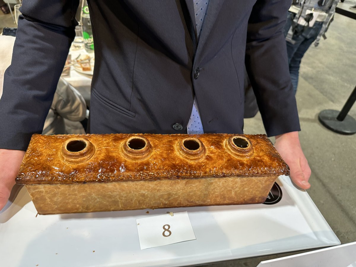 Un beau pâté pour ce numéro 8 
#cdmpc