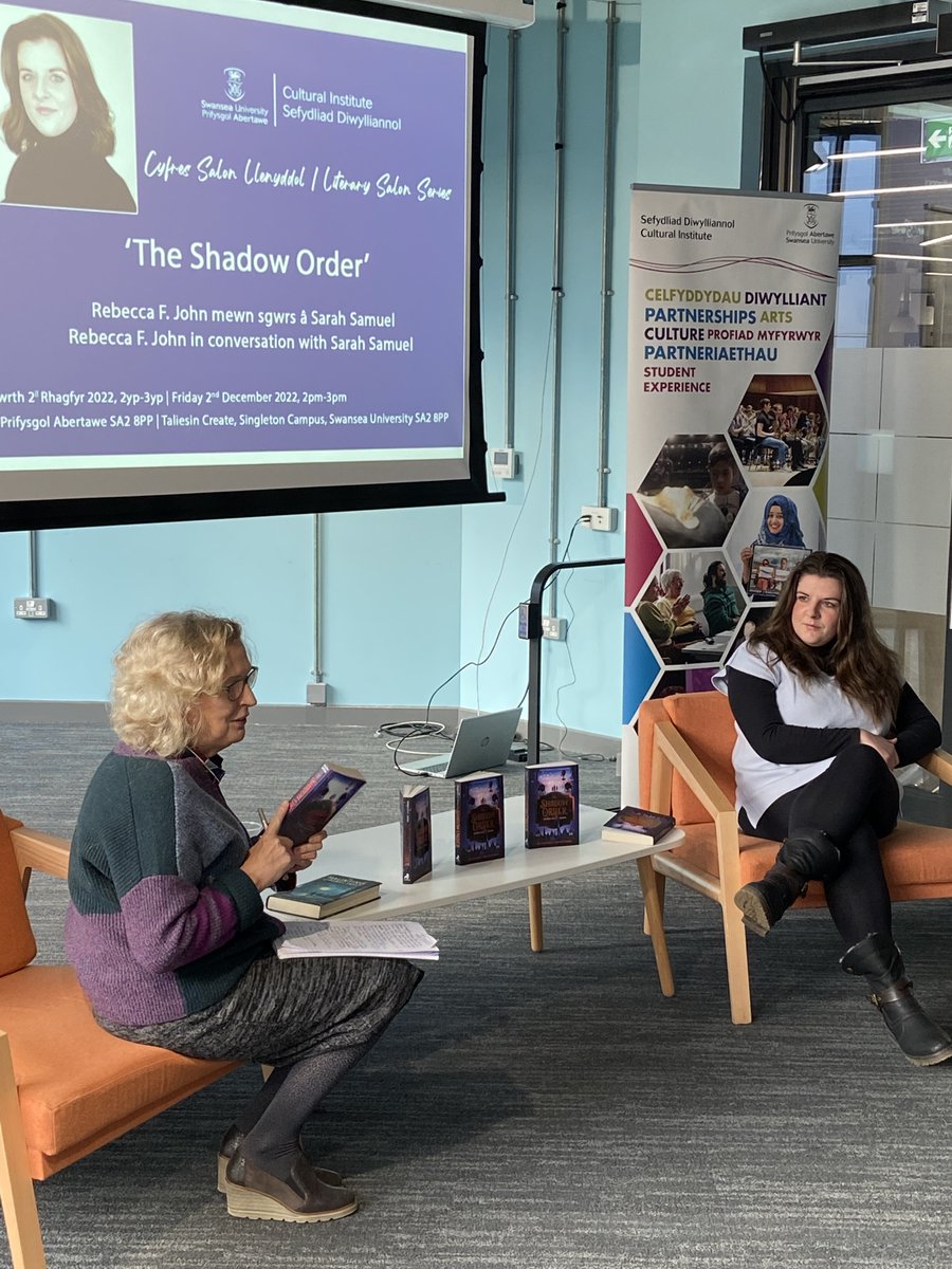 Culture_SwanUni's tweet photo. 📚 Photos from Friday's inspiring literary salon:
Costa-nominated author, senior editor & publisher Rebecca F. John (@Rebecca_Writer) discussing the craft of writing children's fiction with the brilliant Sarah Samuel (@Sarahbooky).
#CILitSalon #TheShadowOrder @FireflyPress https://t.co/ONNS1hiAG6