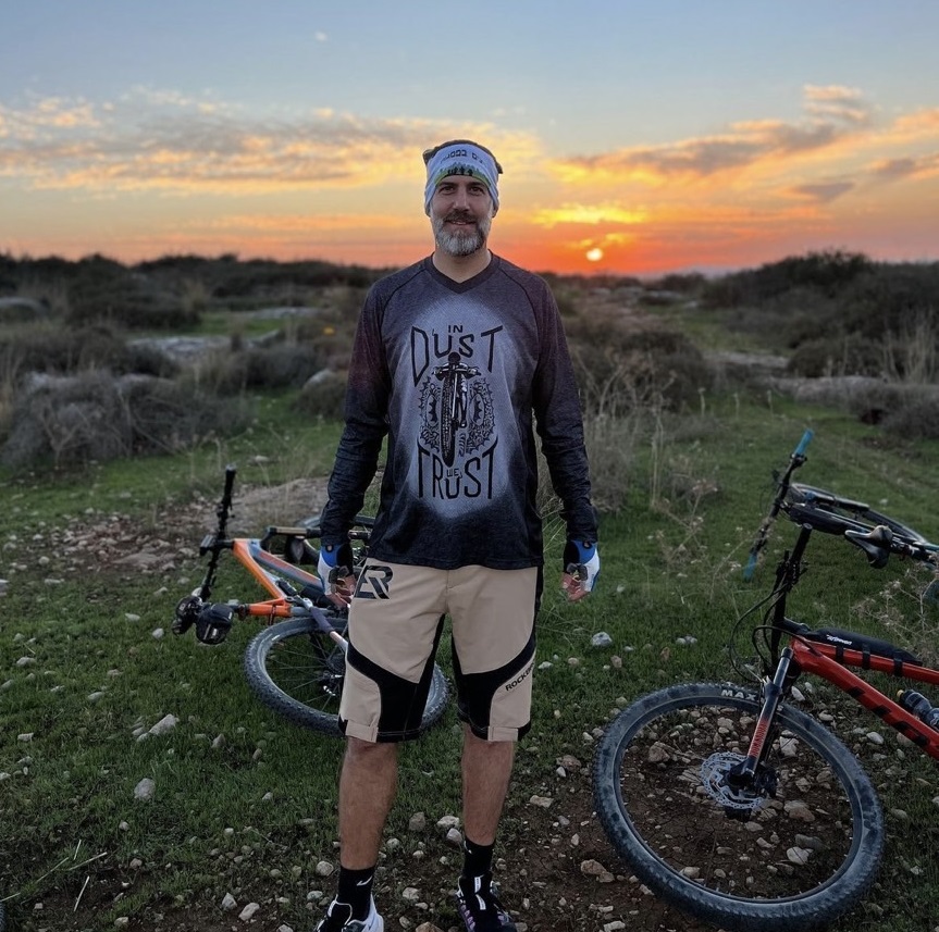 CycologyJ's tweet photo. MTBと共に週末へ突入・・・👍
IN DUST WE TRUST 長袖MTBジャージ
https://t.co/vb00vAG9sG
#mtblove #cycleforsurvival #endurolife #offroading #scottbikes #barava81
#cycology
#サイコロジー
#サイコロジージャパン
#サイクルジャージ
#MTB
#MTBジャージ
#マウンテンバイク
#MTBバイク https://t.co/Mgwo0pRBCB