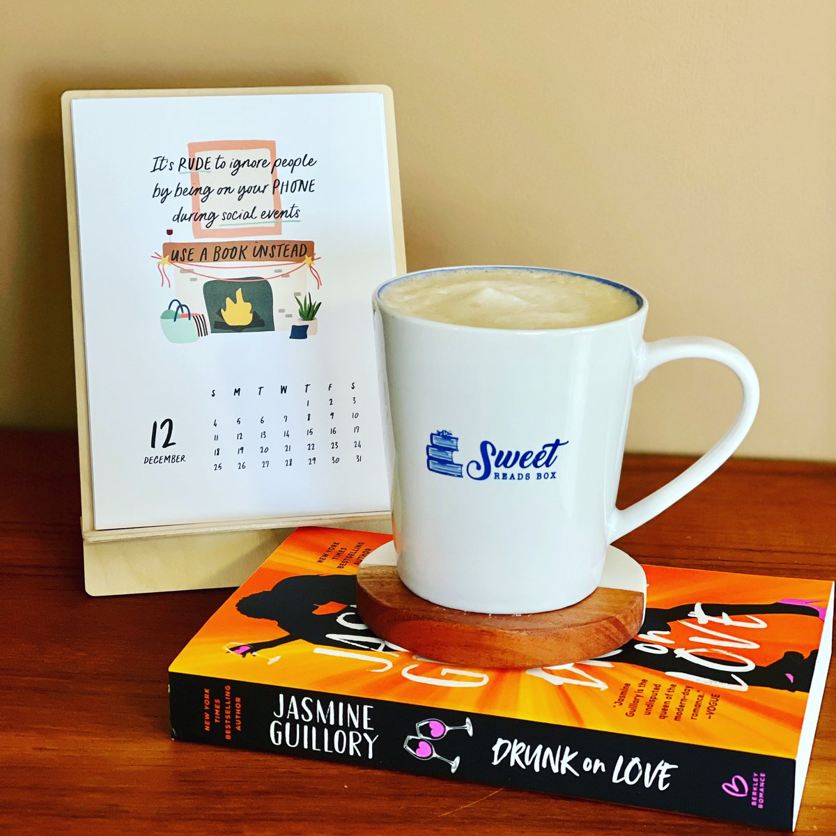 SweetReadsBox's tweet photo. It’s a multiple coffee Monday paired with a great read. Loving @thebestjasmine novel Drunk on Love @PenguinCanada #sweetreadsbox #metimedelivered #booksubscription #giftidea #smallbusiness https://t.co/X8HCRH9xdq