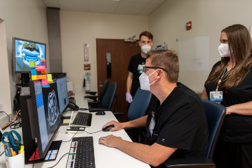 When a new patient comes for a consult, we have a long discussion. Our goal is to help them make the best personal decision about care. 

Radiation is complicated. We constantly work on improving how we explain what we do. #radioterapia #radiationtherapy #UFHealthCancerCenter