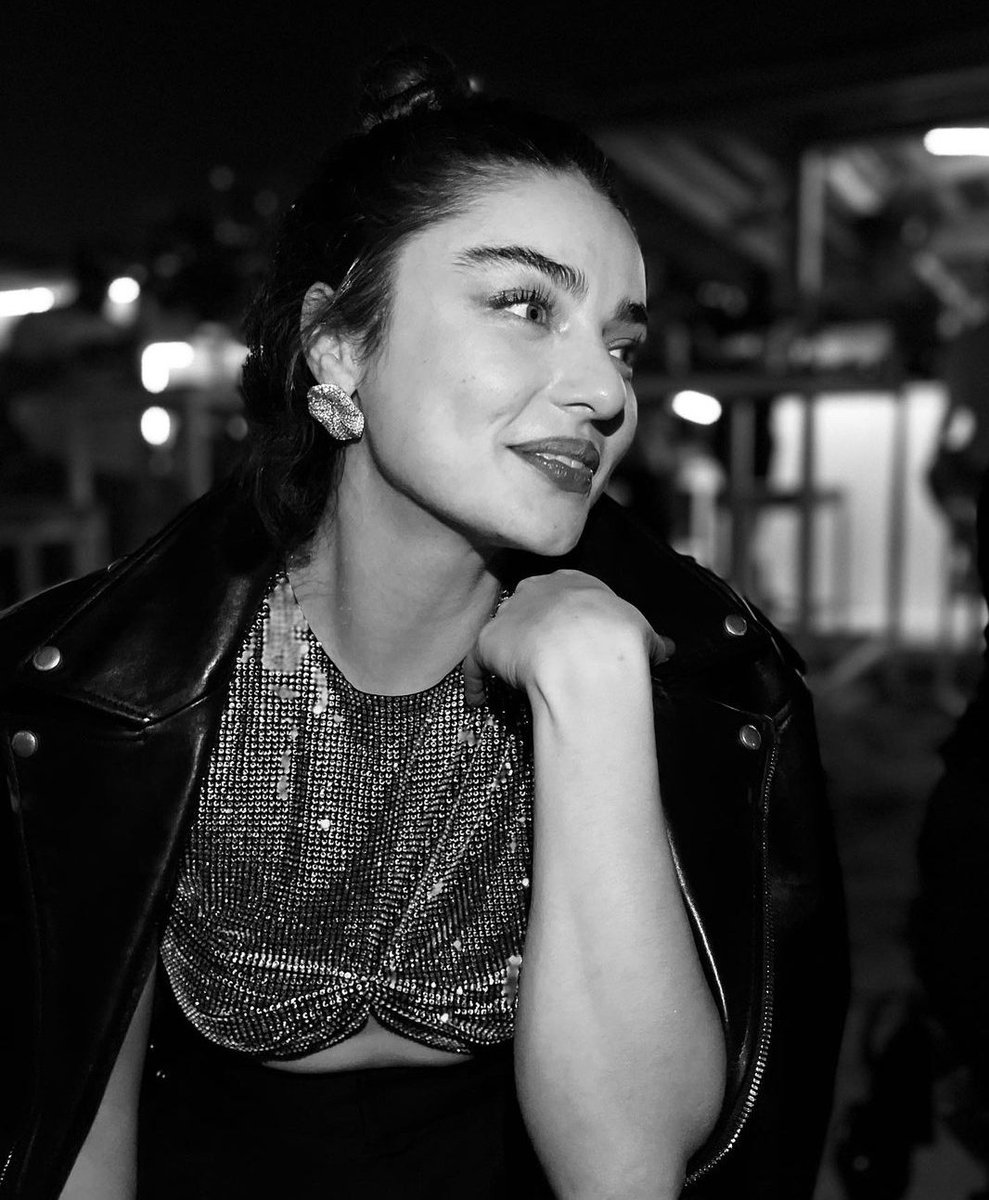 zetherealll's tweet photo. Nasıl zerafet Allahım çok güzelsin 💙 https://t.co/bRKj442mYR
