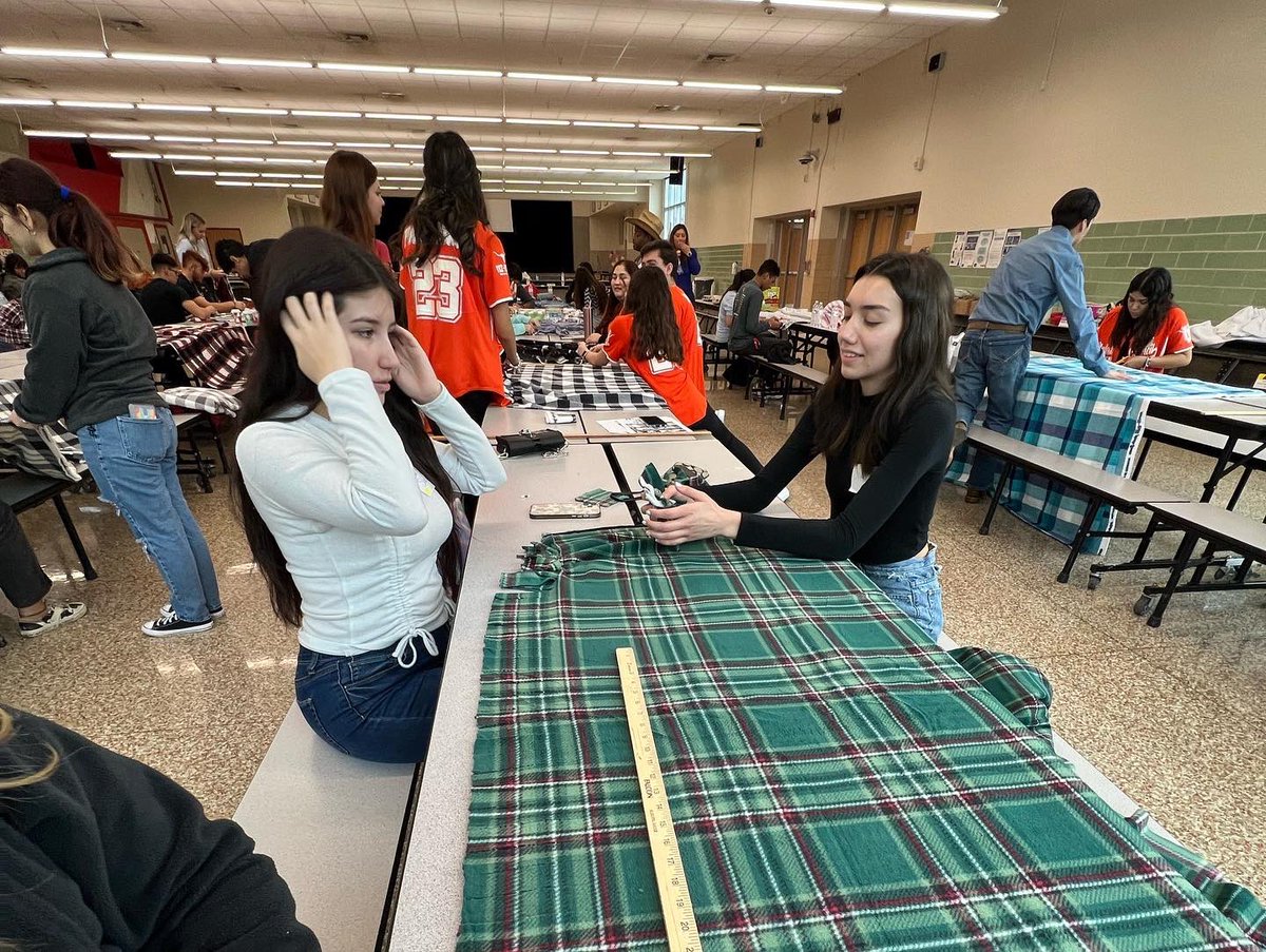 Mary Carroll Stuco (@mcarrollstuco) on Twitter photo Thank you <a href="/wbraystuco_/">RHS Student Council</a> for having us! Our student council had the best time๐๐งก #TigersRevamped Thank you <a href="/wbraystuco_/">RHS Student Council</a> for having us! Our student council had the best time๐๐งก #TigersRevamped