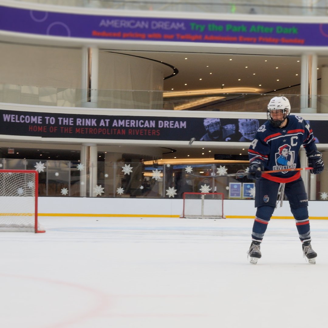 MeiGray's tweet photo. We had a lot of fun a few weeks ago as we produced our first-ever commercial, and we're grateful to have worked with @madison_packer_ to make it come to life.

Our commercial airs on ESPN+ and TSN+ during all PHF games.

View it now:
https://t.co/bBICIUsKUx

#MeiGray #Hockey #PHF https://t.co/Zm1rYSlQO1