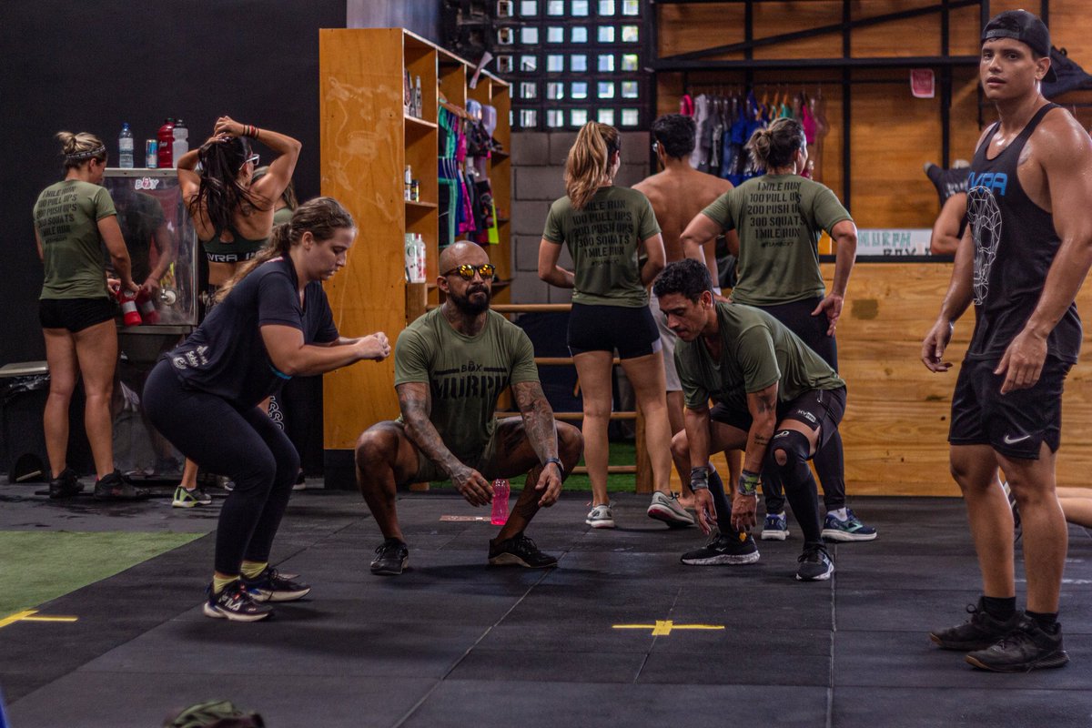 igormeda's tweet photo. Eu amo saporra!
#Murph #CrossFit #Box7 https://t.co/SLsiSEAZnz