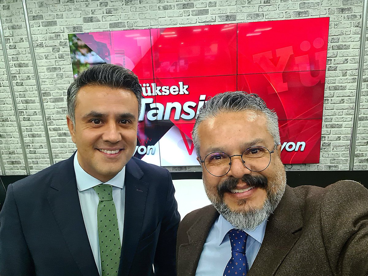 Yüksek Tansiyon başlıyor.
Konuğumuz Antalya Milli Eğitim Müdürü Emre Çalışkan.
Sorularınızı <a href="/alibuldu07/">Ali Buldu 🇹🇷</a> adresinden gönderebilirsiniz...