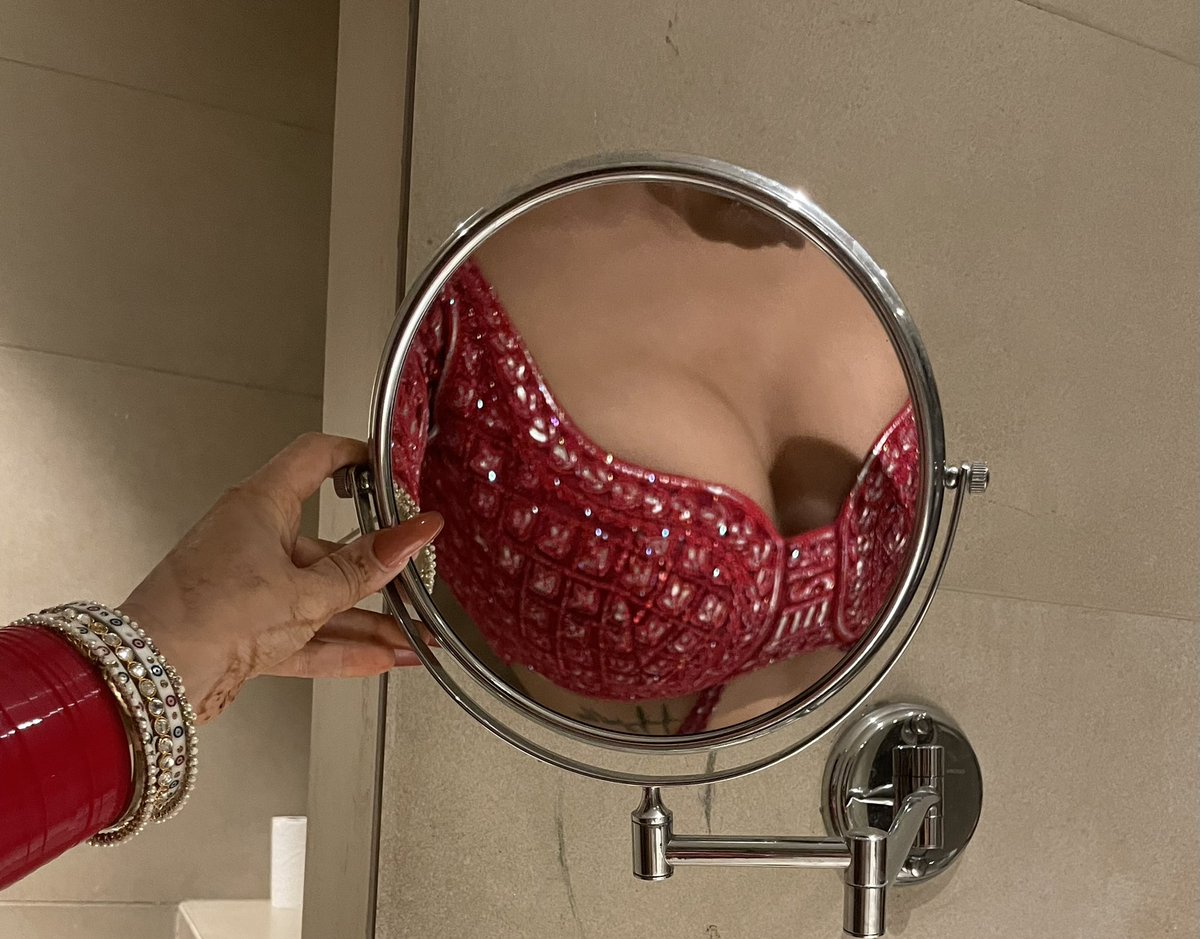 gurneet dosanjh on Twitter: "http://OnlyFans/dosanjh"