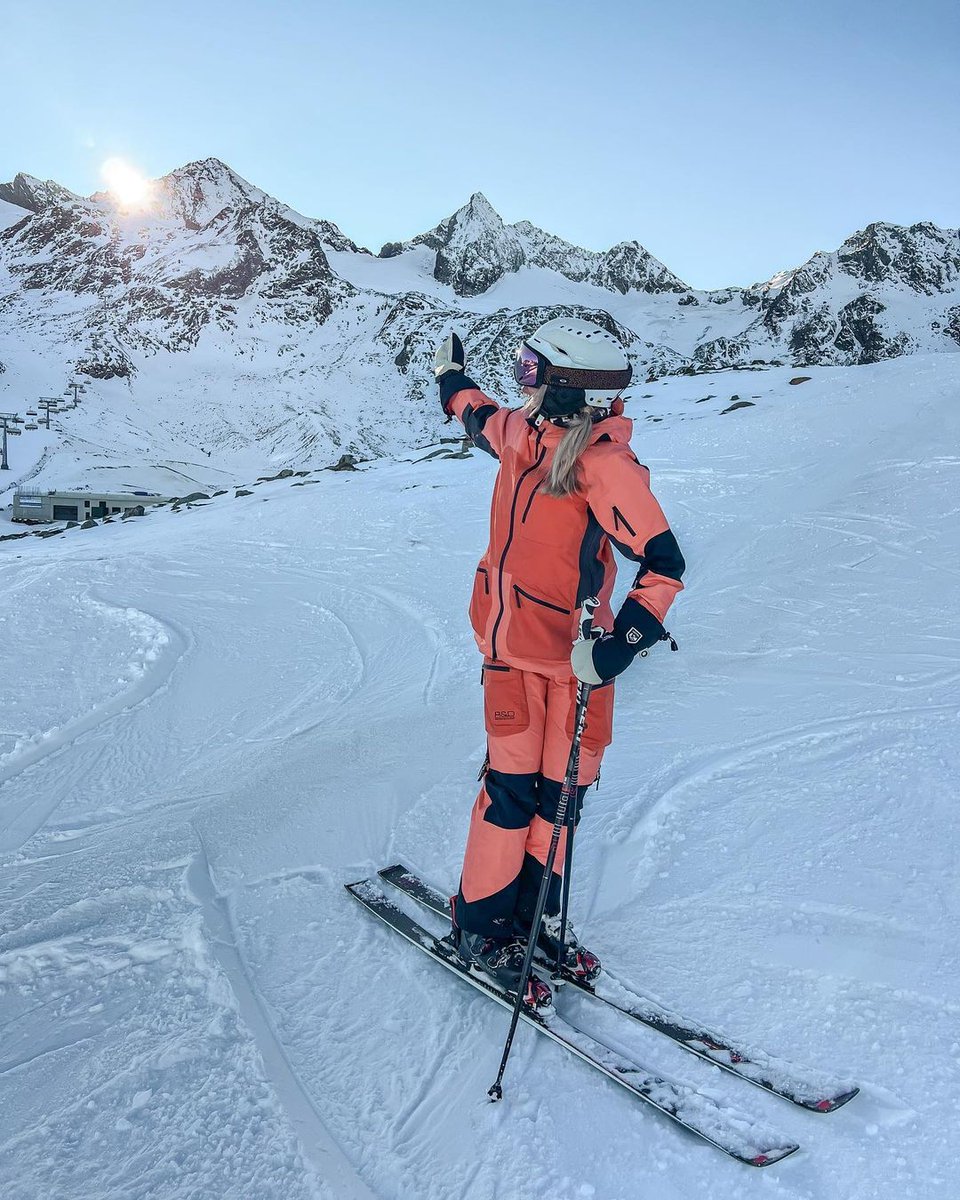 easyJet's tweet photo. A successful day on the slopes ๐๐ #easyJetSkiWeek
๐ธ alpineflorine (Instagram) https://t.co/LRpeB7wRVu