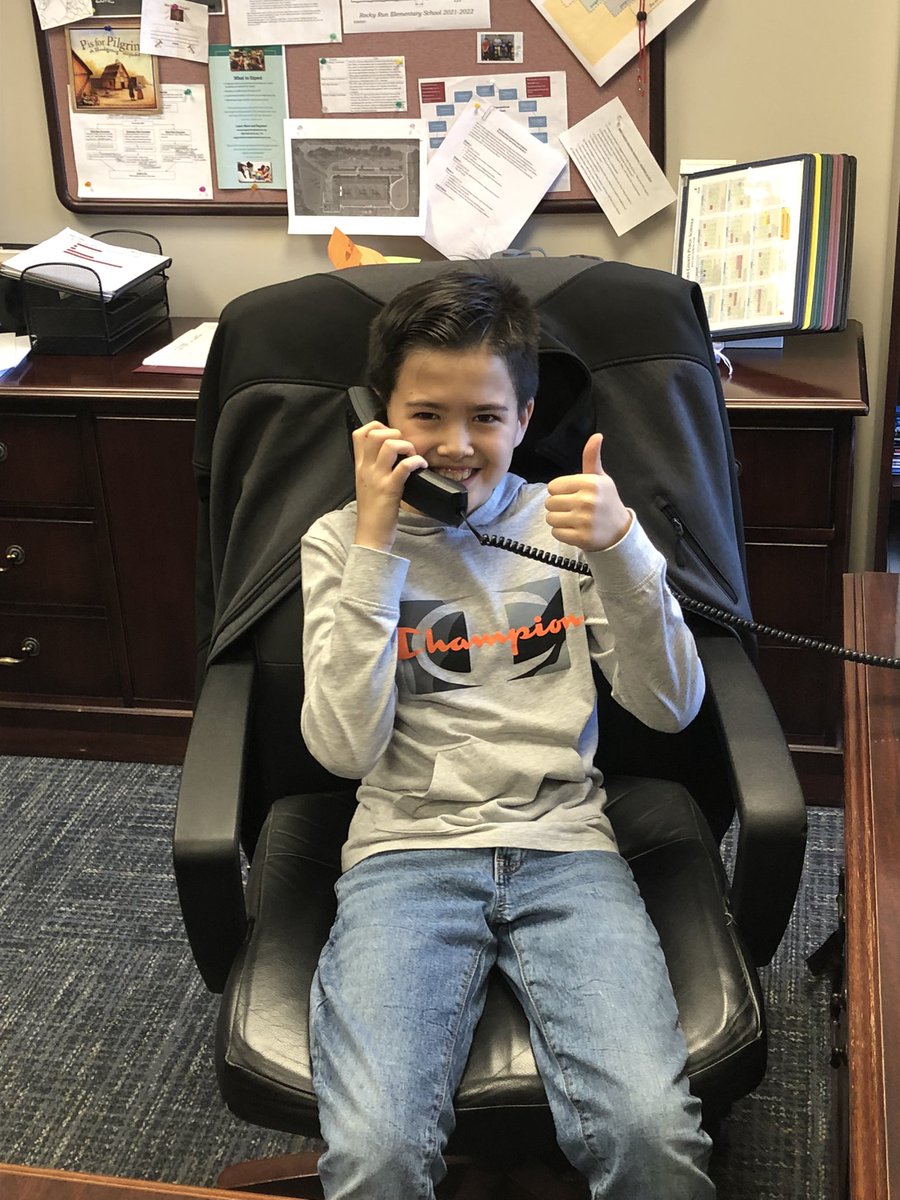 RockyRunES tweet media