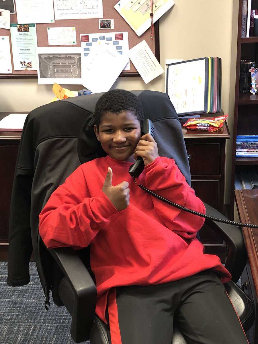 RockyRunES tweet media