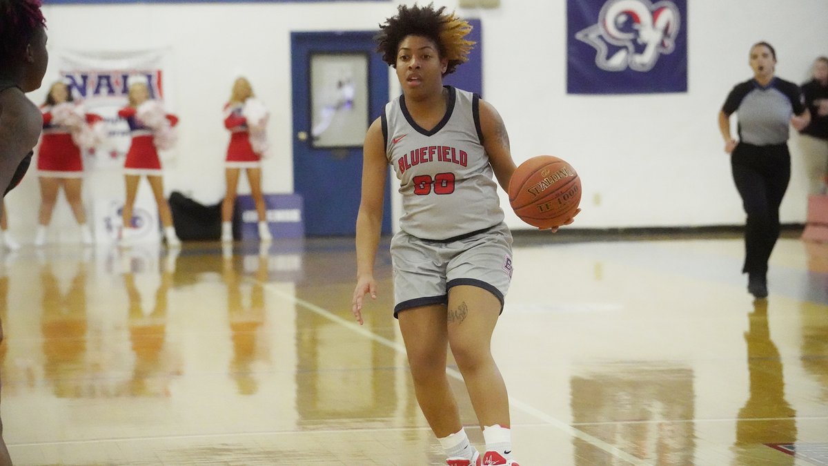 AACsports's tweet photo. Jaydn Hoover of @BluefieldRams is the #AACWBB Player of the Week - https://t.co/8DxHQ0FQeO

#NAIAWBB https://t.co/6lkhQ8d9Jq