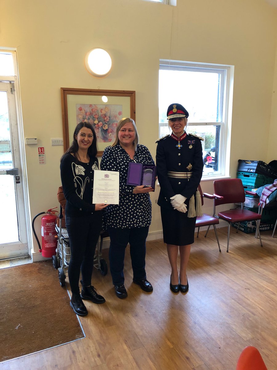 LieutenancySY's tweet photo. Delighted to present the @QueensAwardVS to @_bfriend at their Thurnscoe Social Club today.
A fantastic organisation connecting older people and providing 1:1 befriending to prevent social isolation.
Congratulations and thank you everyone who made me so welcome
South #Yorkshire https://t.co/xVu12acIbj