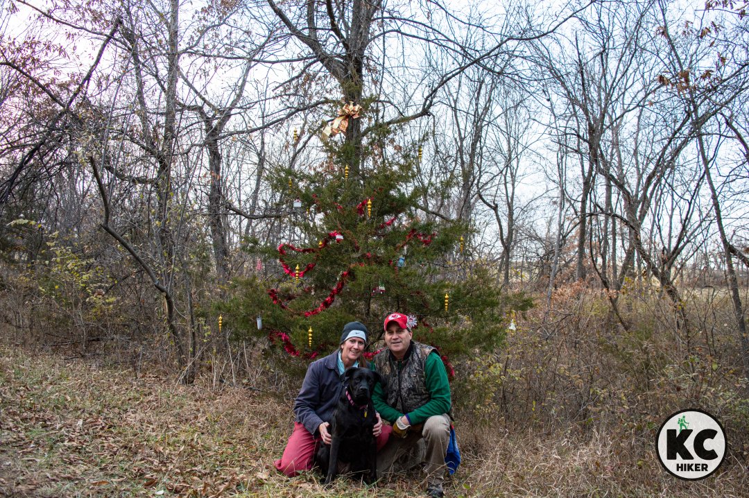 leessummitgo's tweet image. “O Christmas tree, O Christmas tree, how lovely are thy branches.&quot;

On the Longview Horse Trail, we stumbled upon a couple decorating an evergreen tree in the forest Sunday. It’s a tradition they’ve carried on for several years in memory of a friend.
bit.ly/3H8gnqw
