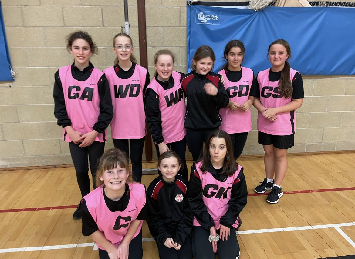SHS_PeDept's tweet photo. A win and a loss for the year 7 netballers tonight in a triangular fixture. Itβs great to see this group going from strength to strength πͺπ» #SHSPE #year7netball #progress https://t.co/rZmlPD9gNz