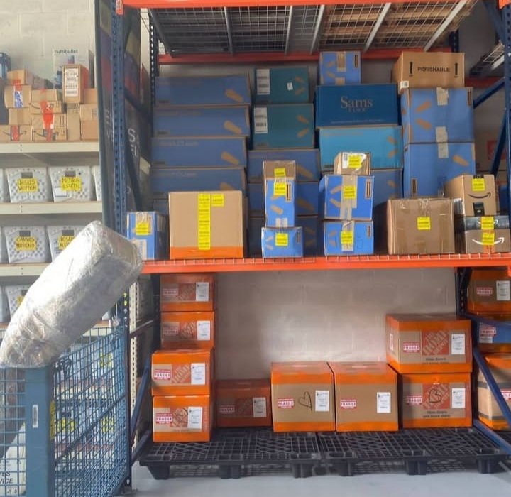 trackingpremium's tweet image. 🔥 En trackingpremium ofrecemos un software para empresas de envío, el cual te permitirá tener todo organizado en un solo lugar, en el mismo tendrás un módulo de tracking donde con solo un clic tus clientes podrán saber en dónde se encuentran sus paquetes.
. 
. 
. 
#courier