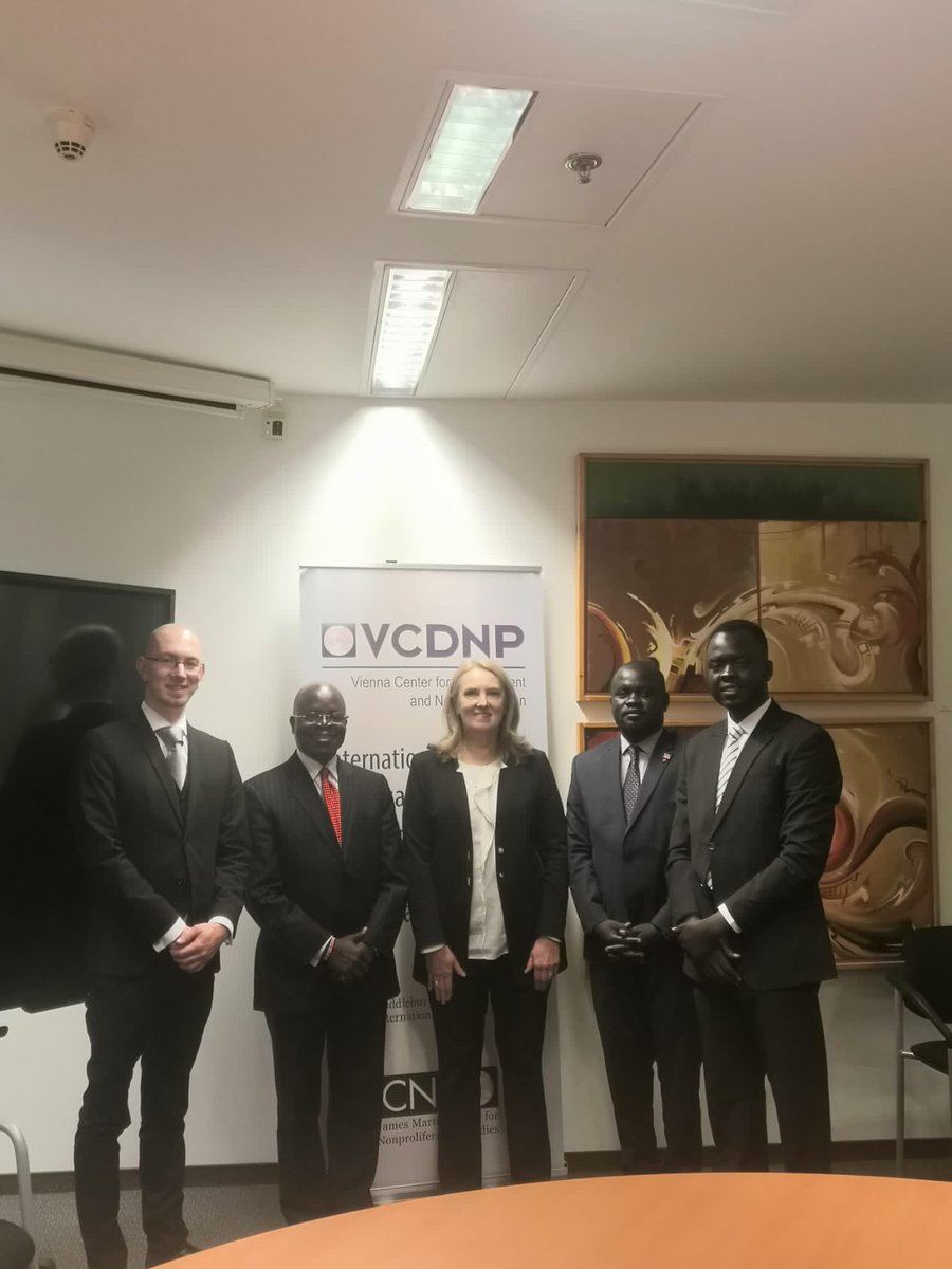 VCDNP's tweet photo. We are delighted to host a delegation from #SouthSudan at the @VCDNP to give an overview over our work, activities and projects. ๐๐ผ Lado Lobor has also been one of our #Fall2022ShortCourse participants and we are always glad to keep in touch with our Short Course Alumni. ๐ค๐ผ https://t.co/AMxg2ygEcb