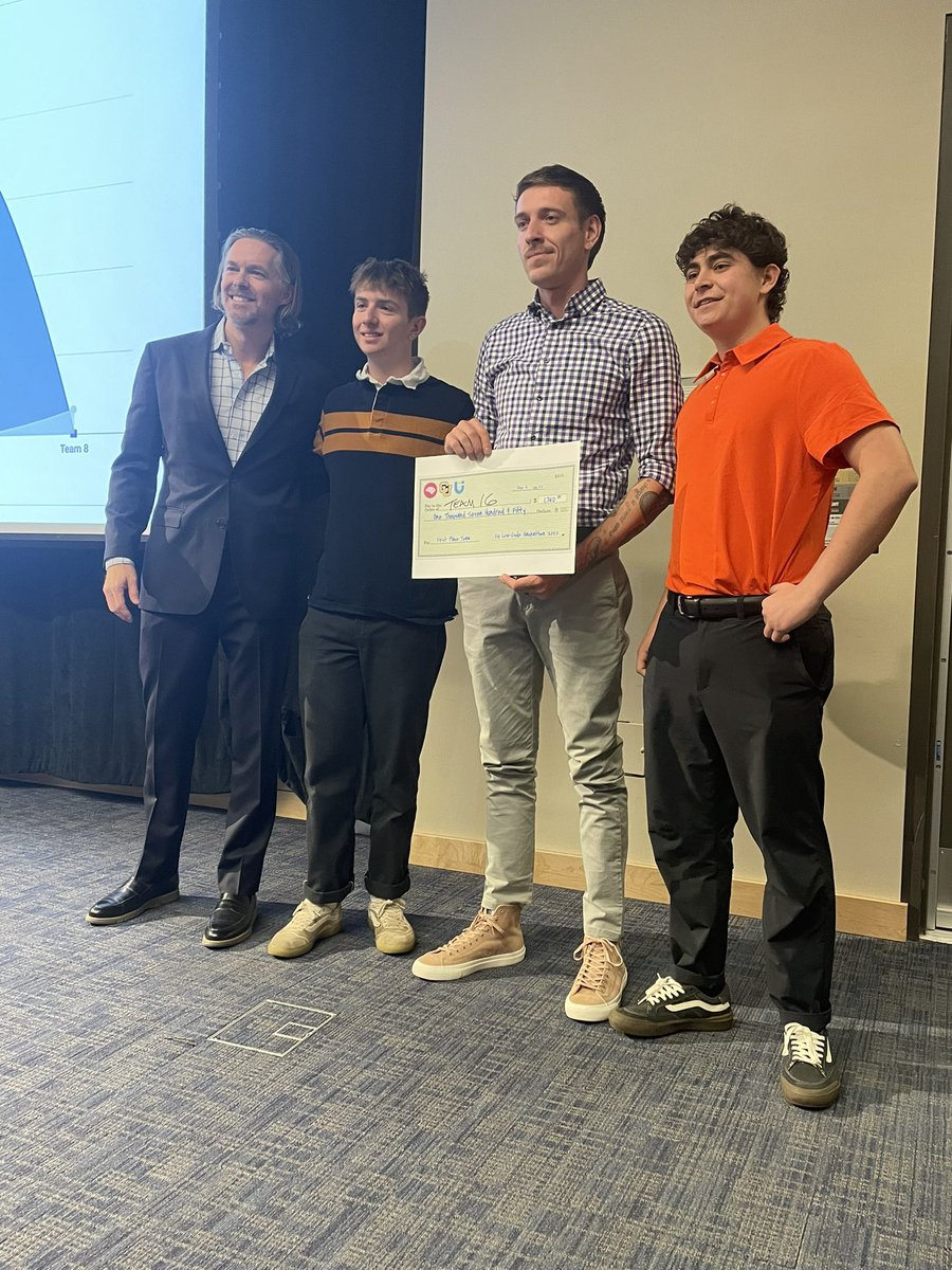 SalesforceCU's tweet photo. Congratulations to all the finalists in our second @CUBoulder Low-Code Hackathon over the weekend! 

Check out the thread🧵for a peak at the festivities. https://t.co/9VYb5si0hK