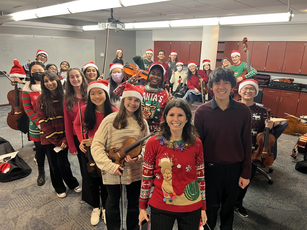 OrchestrasPride's tweet photo. This past Saturday, Green Hope Symphony orchestra had the privilege os playing at the Cary Tree Lighting Ceremony. It was great to share our talents with our community. Thank you Town of Cary for the opportunity! @OrchestraGHHS @Ms_Cleveland @TownofCary https://t.co/Mr0JmLcdlx