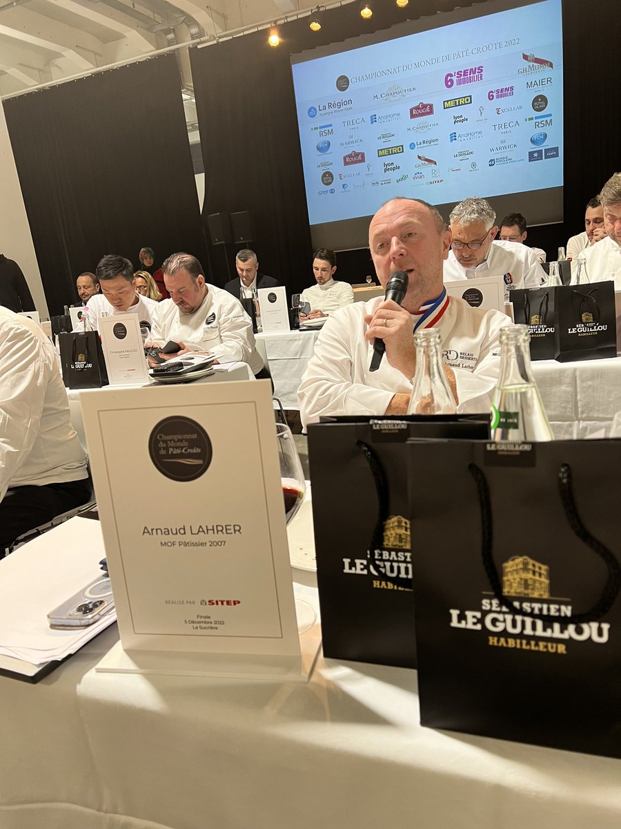 Parole à Arnaud LAHRER, MOF Patissier à Paris