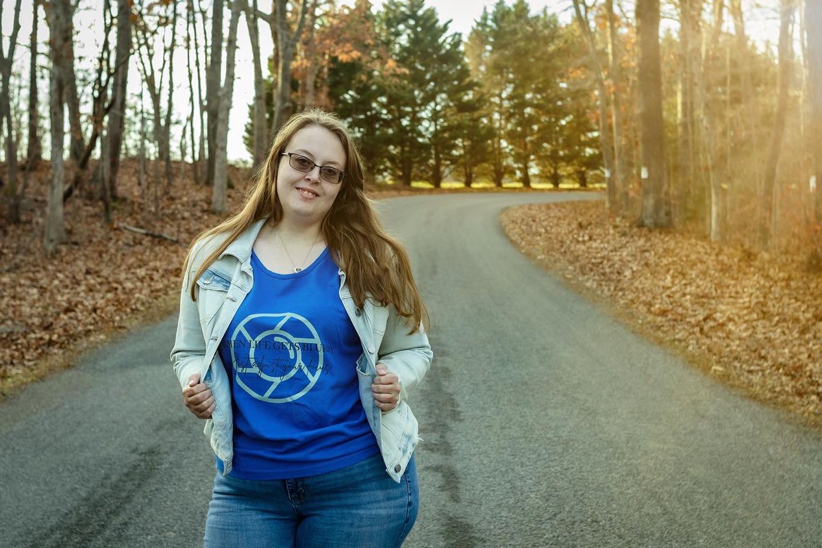 MPhotography099's tweet photo. New merch link in bio. #merch #merchandise #brandidentity #branding #photo #photographer #Photo_Folio_V #photographers https://t.co/SGUC90zTyv
