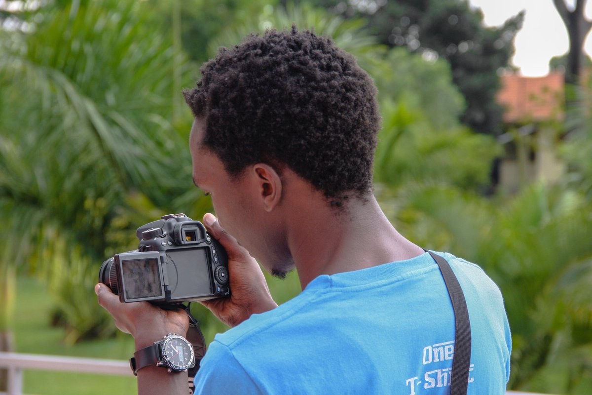 «La photographie est une brève complicité entre la prévoyance et le hasard. »
John Stuart Mill