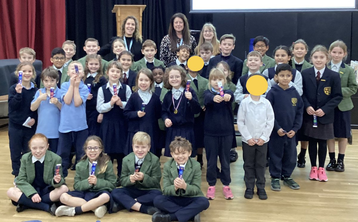 Tranby_PrePrep's tweet photo. Congratulations to Marvell, the winning house with the most filled jars for our jar tombola at the Christmas Fair @FriendsOfTranby https://t.co/ZFfr57q5v7