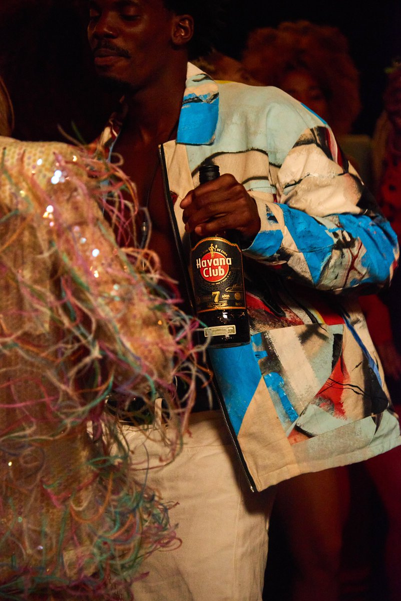 _HavanaClub's tweet photo. Cuban Mode 🔛
Tag the ones you would share this moment with.
#CubanMode #HavanaClub https://t.co/KE9ZIGl6pY
