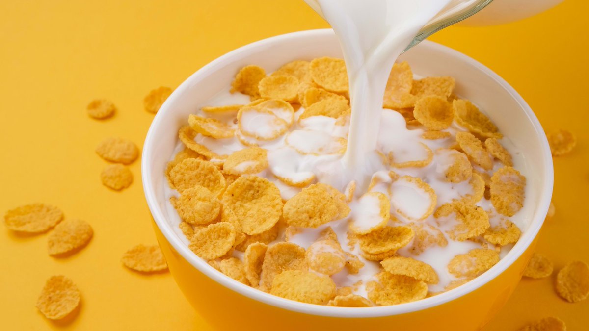tcemagazine's tweet photo. The Breakfast Club: Early innovations from the food and drinks industry have done much to influence other industries and sectors. Martin Pitt thinks about it over a breakfast of cereal with cold milk and sugar https://t.co/CoDpoB5Yi0 #ChemEngEvolution https://t.co/OSEMpyaJ0K