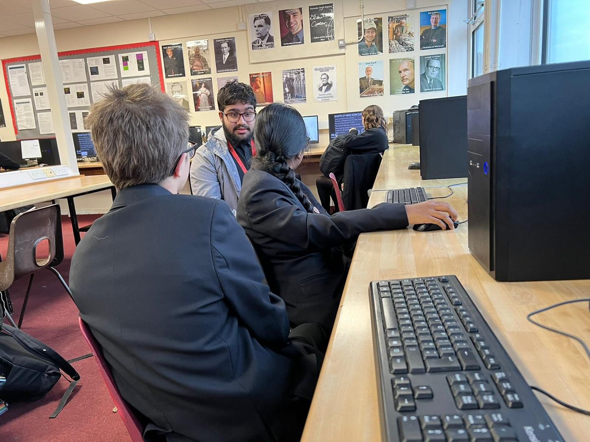 OSA_LVC's tweet photo. Our @6thOsa students were supporting the Learner Voice Council today. They had meaningful conversations on how to collect data for their learning mission. https://t.co/BLapGiUuVd