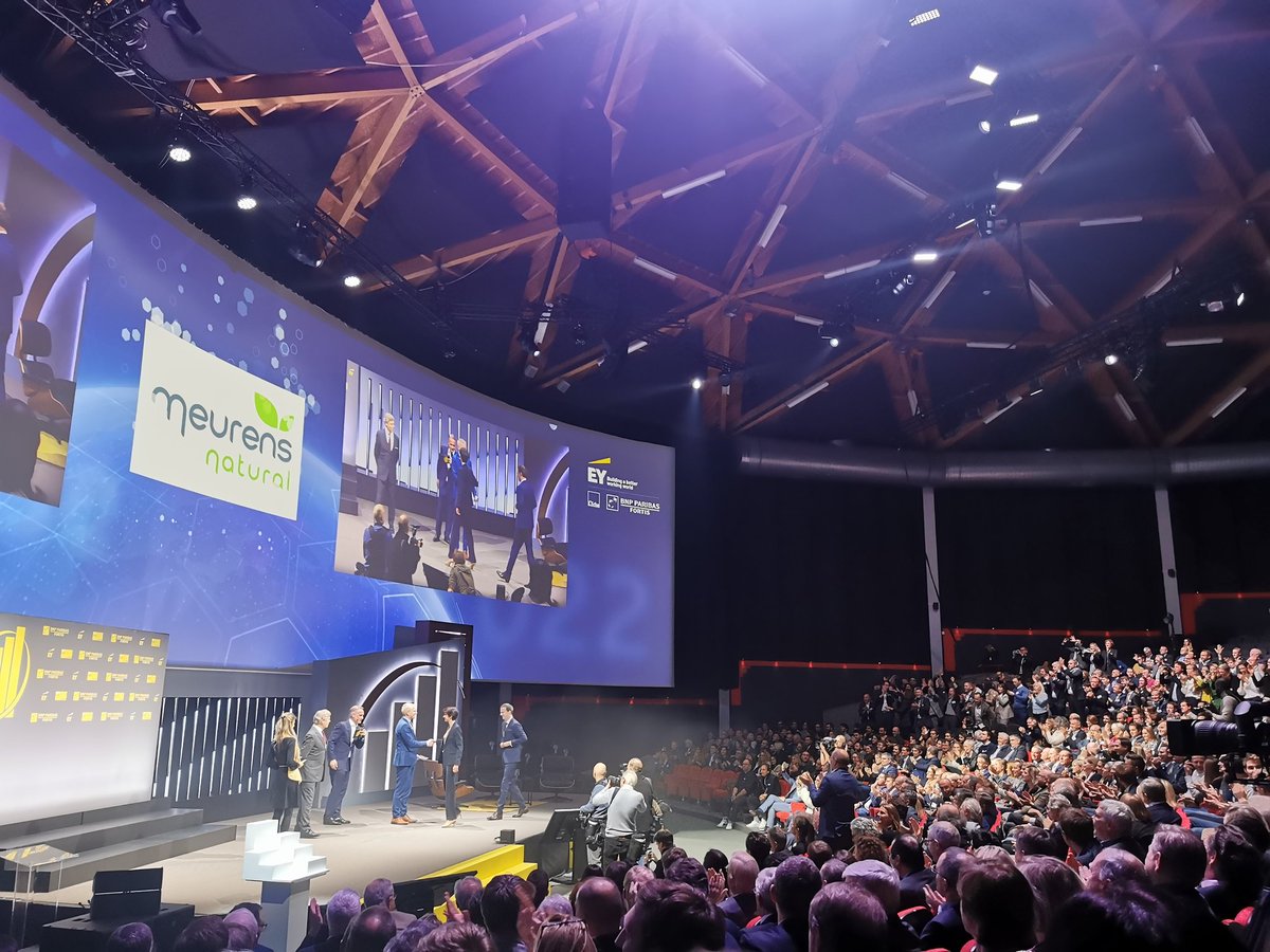 gilquoistiaux's tweet photo. 🥇 Meurens Natural est l'entreprise de l'année ! #edla22 https://t.co/eI9tg7t2mY