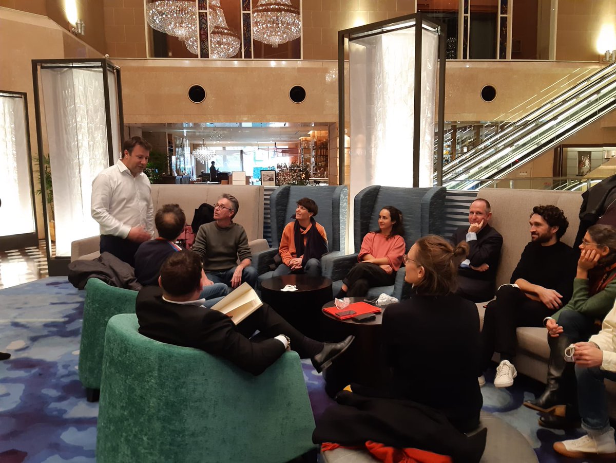 🎞️🇯🇵 Notre séjour au Japon me permet aussi de croiser les producteurs et réalisateurs bretons présents à la 30ème édition du Festival du film français au Japon, qui se tient à Yokohama. Merci à <a href="/VivementLundi/">Vivement Lundi</a> et <a href="/Jplfilms/">JPL Films</a> qui font rayonner la #Bretagne par delà les continents !