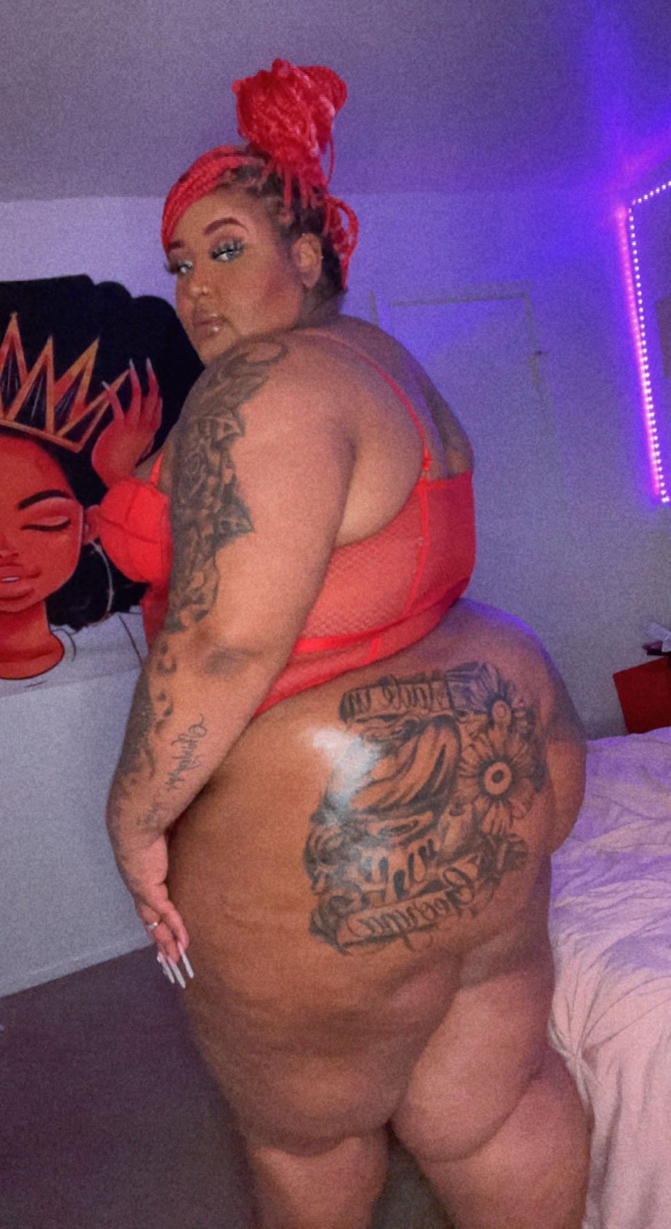 TW Pornstars - 1 pic. 𝐎𝐧𝐥𝐲𝐅𝐚𝐧𝐬 𝐢𝐬 𝐎𝐧𝐥𝐲 $𝟖.𝟖𝟖. Twitter.  Your favorite BBW OnlyFans girls 🧵 I'll go first: @supah_kakey. 10:18 PM -  5 Dec 2022