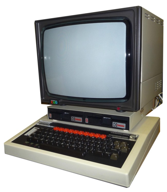 bitcrazed's tweet photo. @JudgeDrokk How about this phenomenal trio? #Acorn #BBCMicro #Cumana twin FDD and #Microvitec #Cub https://t.co/MfcFRFdADZ