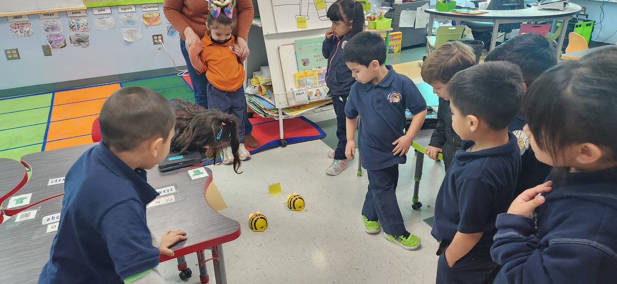 ISofiaCarbajal's tweet image. Our Mighty Hawks had loads of fun coding today!! Getting all kids to join in on the same day is easy when you have amazing colleagues like @CHESlibrary2 and @CHES_Counselor willing to help carry the torch! 🧑💻👩🏽💻🔥#HourOfCode2022 #THEDISTRICT #YISD @SophiaVFierro1 @ycastillo_CHES