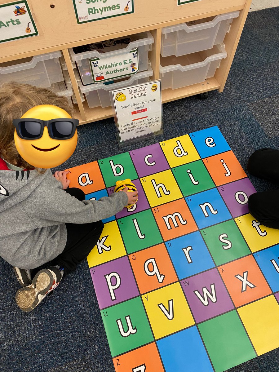 WilshireLibrary's tweet image. Kindergarten Coding. #CSEdWeek2022 #HourOfCode #MonthOfCode #ONSchoolLibraries
