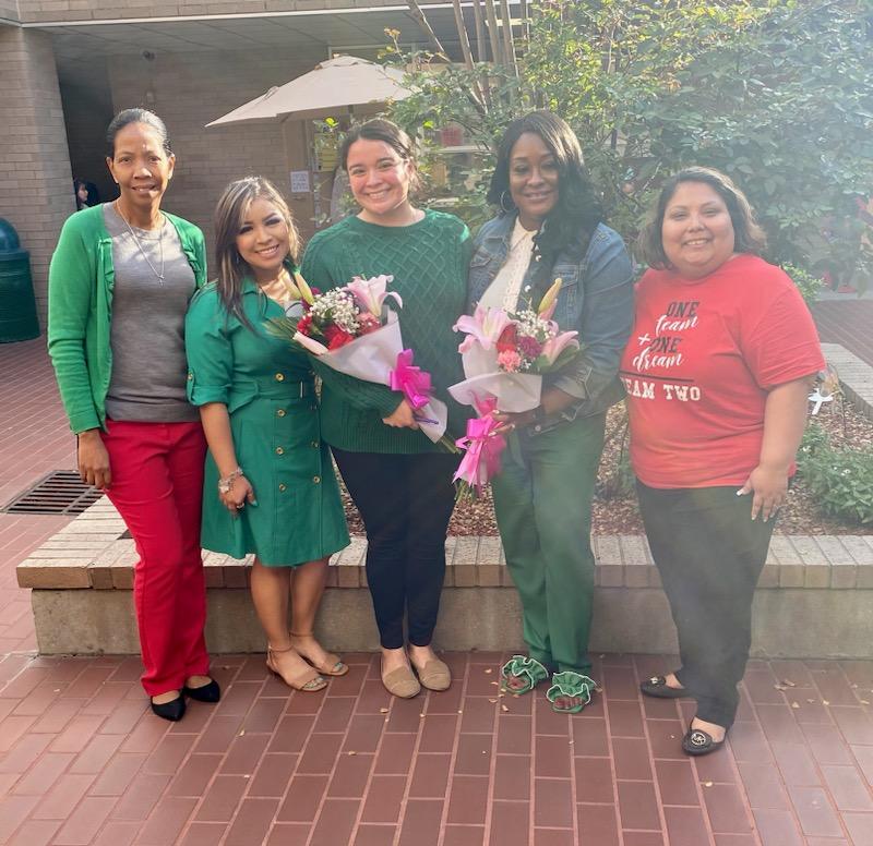 EckertES_AISD's tweet photo. Congratulations to our Rookie Teacher of the Year Ms.Vargas and to our Teacher of the Year Ms.Smith! You both are doing an amazing job! Thank you! @LauraMatiasSeg1 @Jennife515price @esmvalsin @DrFavy https://t.co/3K4CKvRPGv