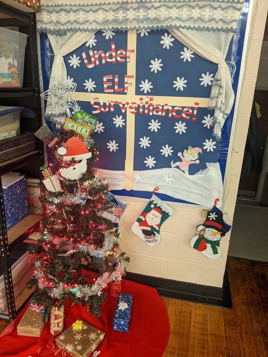 #elfsurveillance <a href="/LakeElemWeCare/">LakeElemWeCare</a> #onceacard <a href="/MentorWeCare/">MentorSchools WeCare</a> #HappyHolidays2022 #MerryChristmas