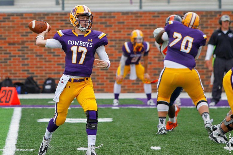 wilcoxson_1's tweet photo. Thankful and blessed to receive an offer to play football @HSUCowboys ! @CoachMelton_HSU 

✞All glory to the man above✞

@coachwillard70 @coachg09 https://t.co/Lk8es2Donb