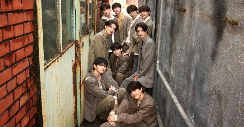 ONEMORNING_1's tweet photo. 今月の #ワンモ レコメンドソングは…
＆TEAM(@andTEAM_members)のデビューEPから
「 Under the skin 」✨

明日12/7(水) #ワンモ ではメンバーからのモーニングメッセージをお届けします！
お楽しみに！

#andTEAM #LUNÉ #Under_the_skin