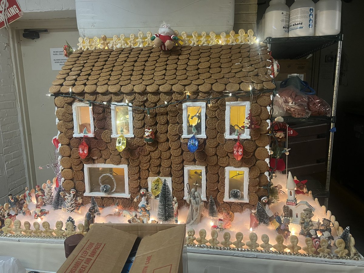 gnoble2's tweet image. Love the great food art of the golf club! Freddy is definitely the man! #food #culinaryskill