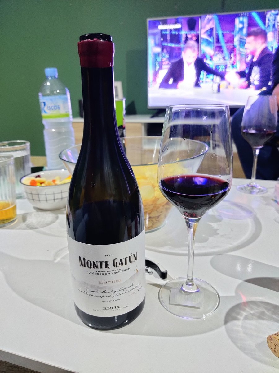 ImHanzel's tweet image. Cortesía de @_marietis