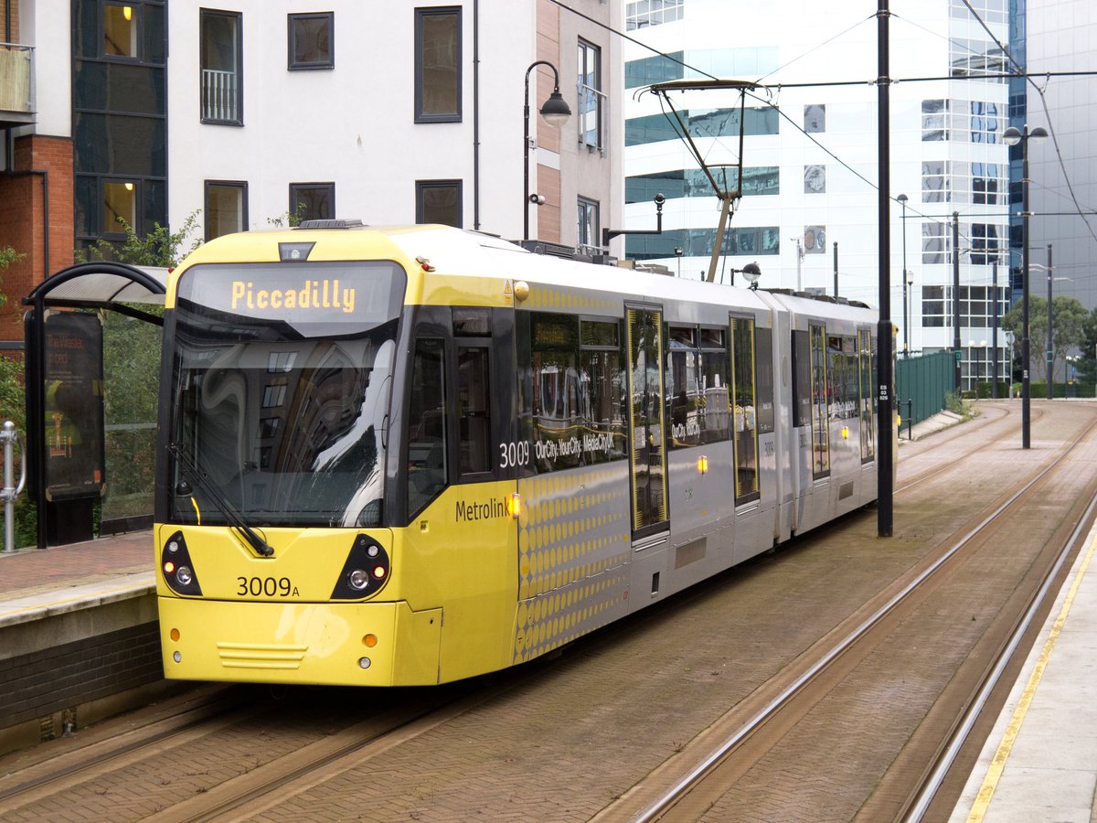 rustbeltenjoyer's tweet photo. METROLINK SOLIDARITY 

#metrolinkmonday https://t.co/E80lm09WF7