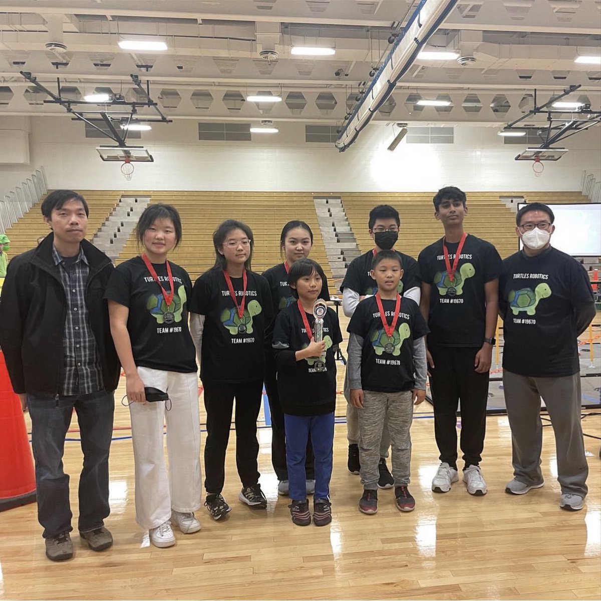 TurtlesRobotics's tweet image. FTC First Qualification at Richmond, Virginia! Thank you so much to all the judges/coaches/mentors/teams! Our team worked hard and got recognized 1st place in Inspire Award. Go Turtles! #ftcpowerplay #FirstInspires