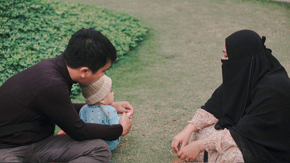 fikranjabbart's tweet photo. Yang membuat kita tidak bahagia dalam hidup ini.
"Memikirkan apa yang orang lain miliki dan lupa mensyukuri apa yang telah Allah beri" https://t.co/GthkQJov5z